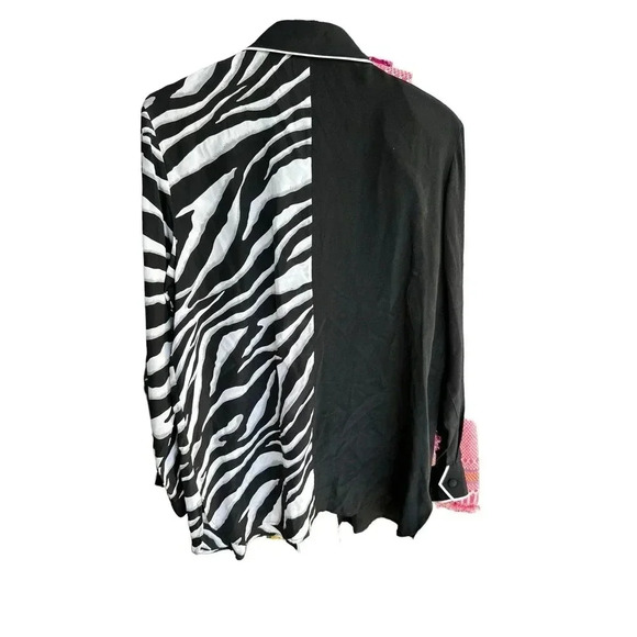 Bob Mackie Women's Black Animal Print Long Sleeve Button Down Silk Shirt Size M - Picture 4 of 4